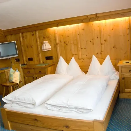 Gaestehaus Mitteregg Gasthof