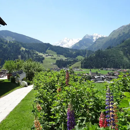 Gaestehaus Mitteregg Gasthof Hollersbach im Pinzgau