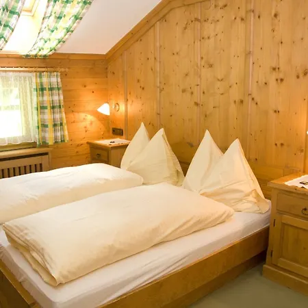 Gaestehaus Mitteregg Hollersbach im Pinzgau